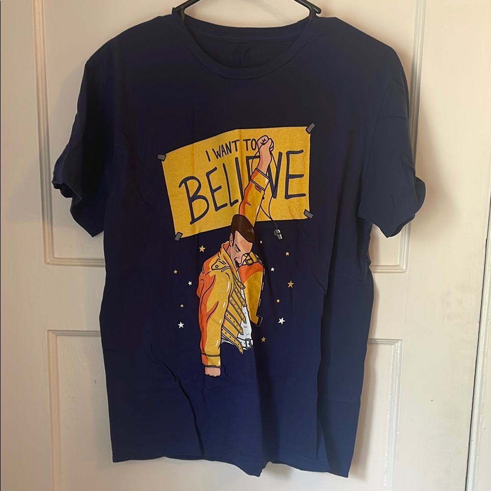Gildan Navy Blue T-Shirt with Graphic Print